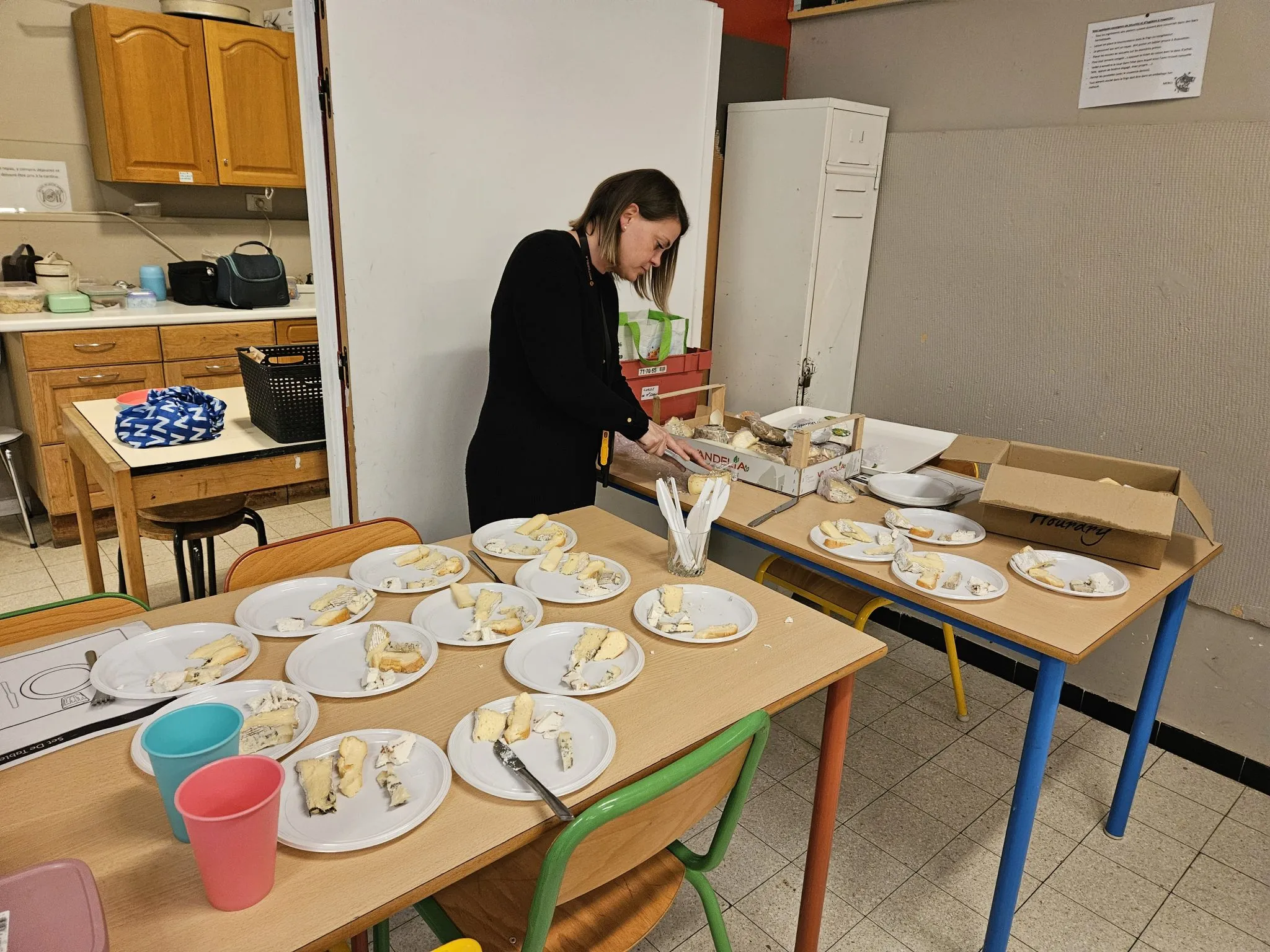 Dégustation de fromages avec les élèves de l'école de la Goélette